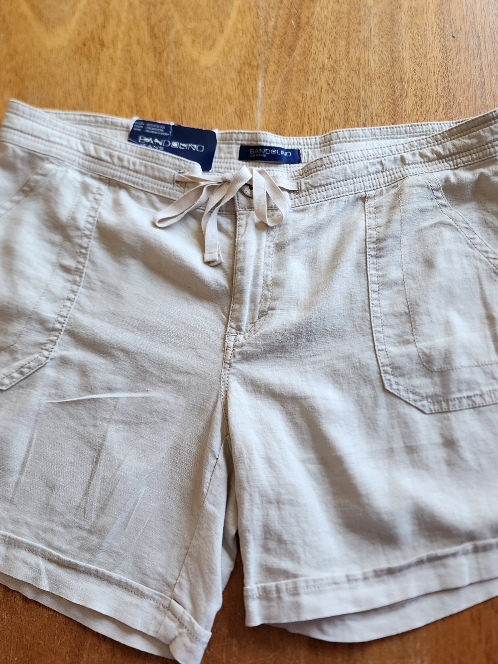 IRIS Beige Drawstring Cotton Shorts. NWT. Missy 6
